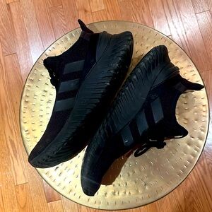 Adidas Cloudfoam men’s runners size 10